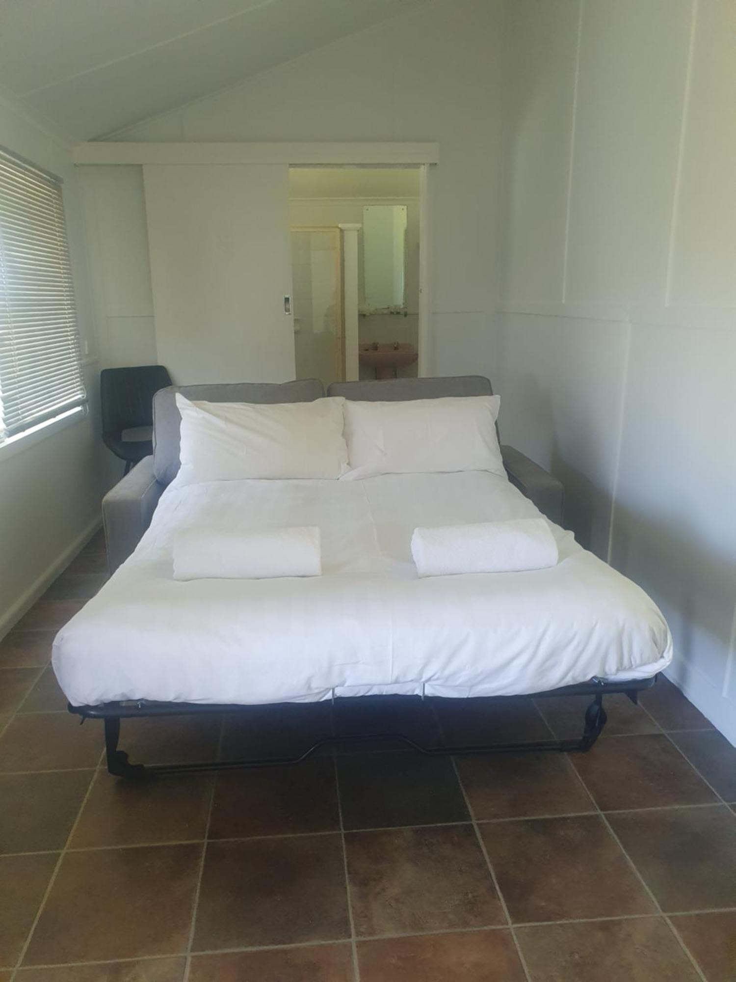 Balranald Motor Inn Room photo