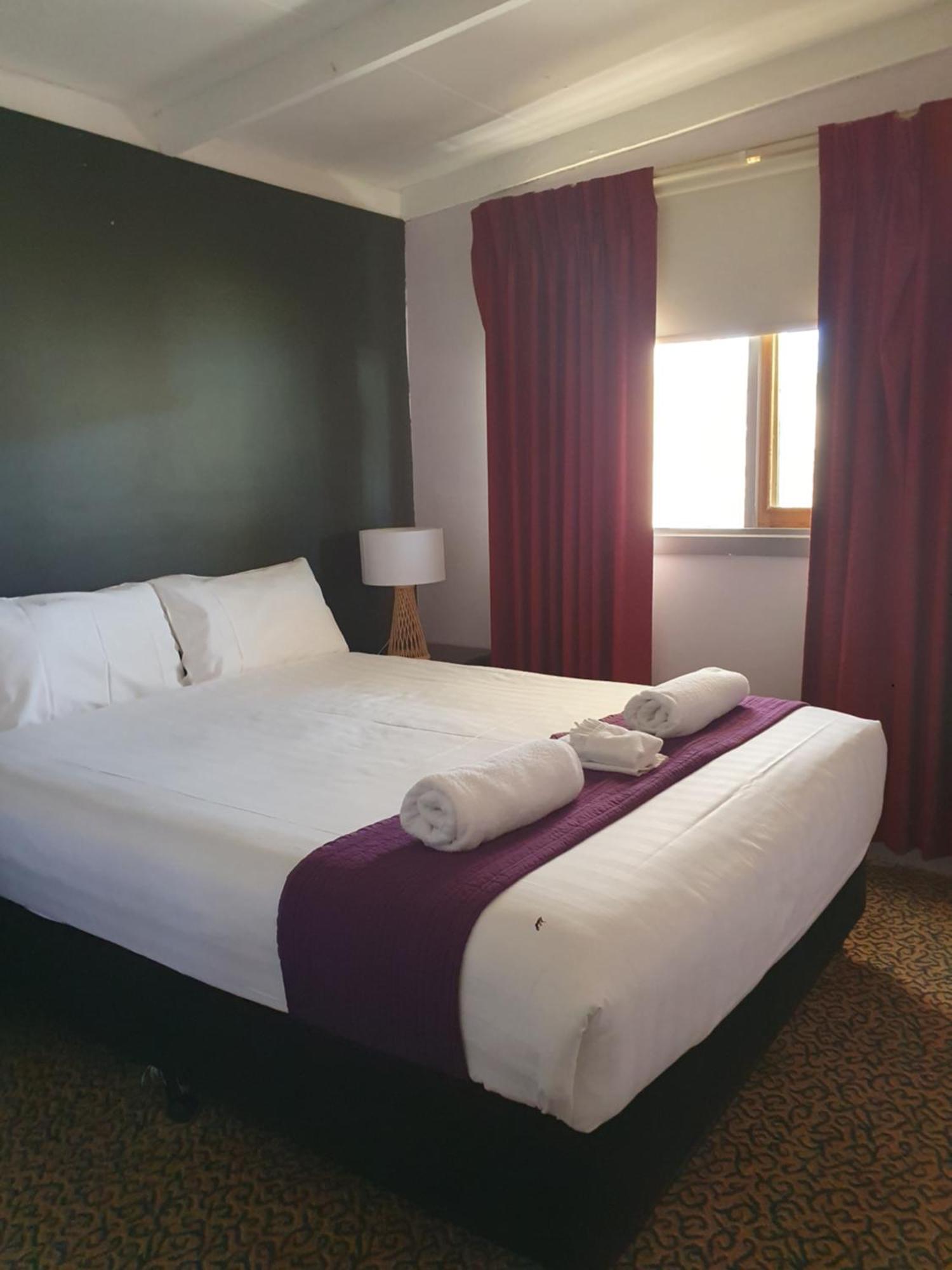 Balranald Motor Inn Room photo